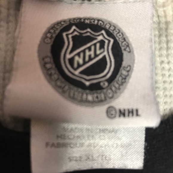 NHL Philadelphia Flyers long sleeve shirt - Picture 5 of 5